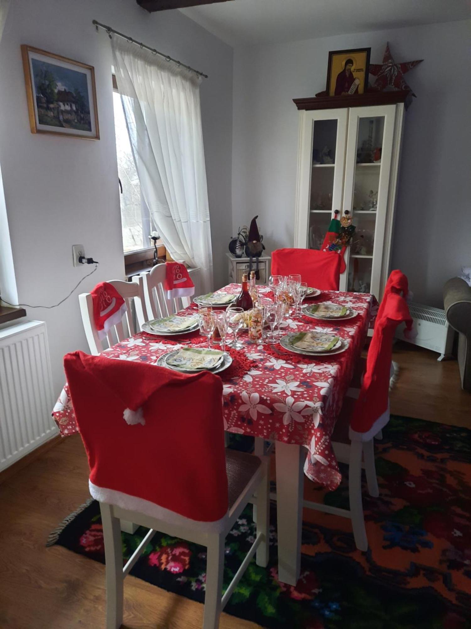 Casa Bunicilor Villa Ciprian Porumbescu Ngoại thất bức ảnh