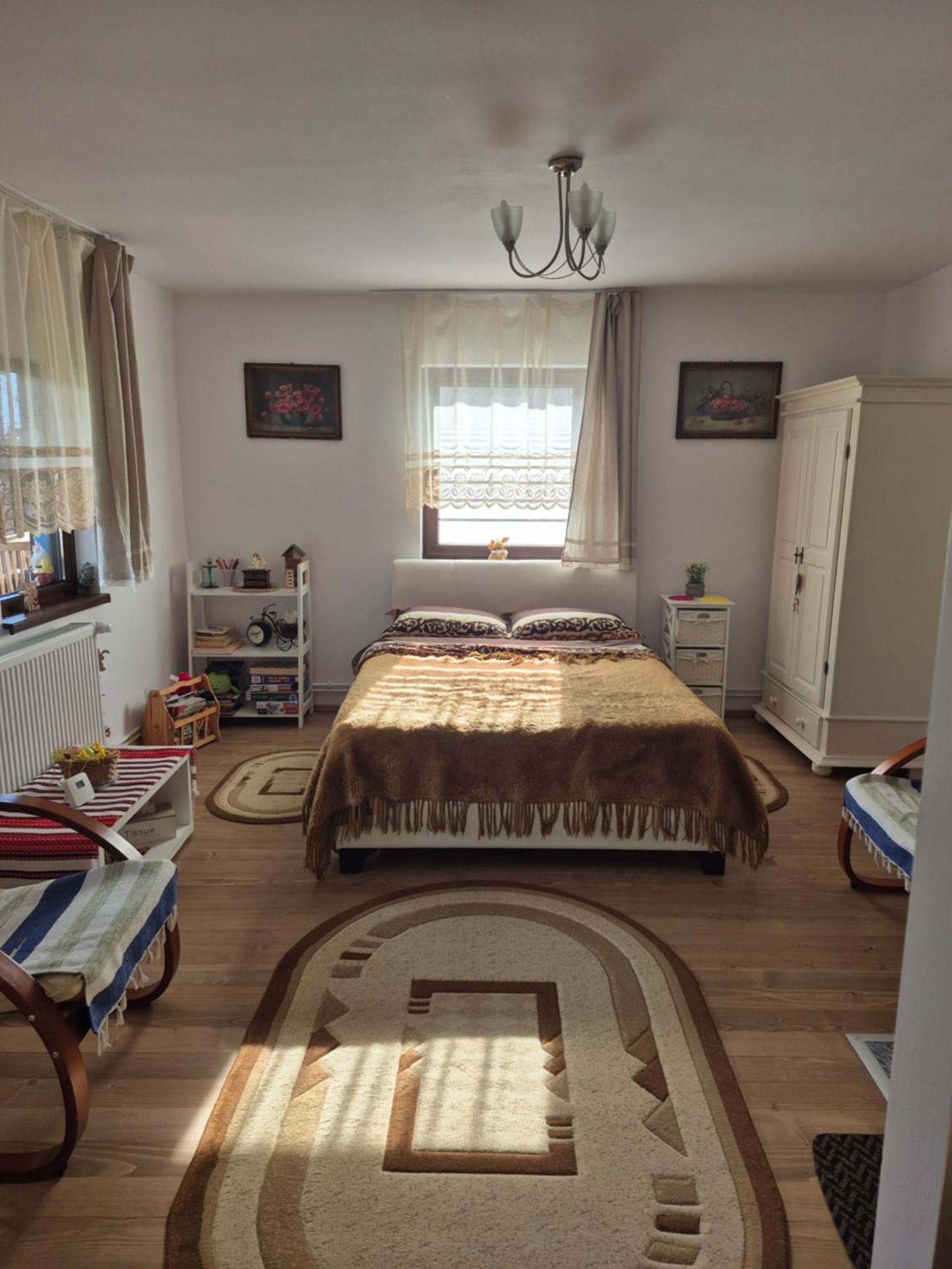 Casa Bunicilor Villa Ciprian Porumbescu Ngoại thất bức ảnh